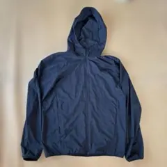 ユニクロ（UNIQLO）ポケッタブル ナイロンパーカー