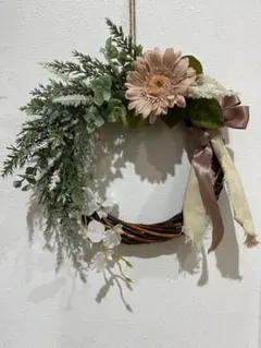 フラワーリース　玄関リース　ハーフリース　ナチュラルリース　造花　ピンク