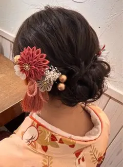 Item thumbnail for item 78cc4a2b-d83b-474d-9d32-0d3c4c2152bb