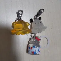 ガチャ　サンリオ　めじるしアクセサリー