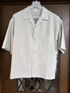GU 半袖オープンカラーシャツ　ベージュ　M