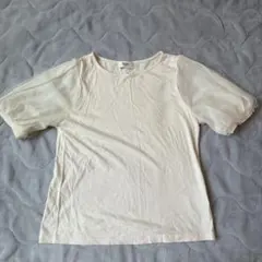 ビームス◇白　半袖　シフォン　ぽわん袖　トップス　ホワイト　Tシャツのサムネイル