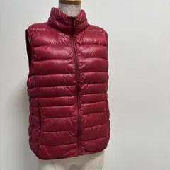 UNIQLOウルトラライトダウンレディース　ダウンベスト