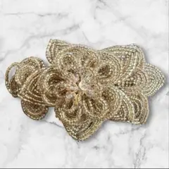 ビーズ　お花モチーフ　ヘアバレッタ　ゴールド