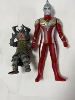 【2体セット】ウルトラマンマックス カイザードビシ BANDAI ソフビ