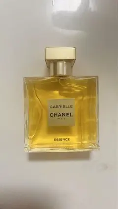 r*7様 CHANEL GABRIELLE ESSENCE 香水