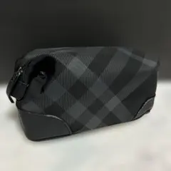 Burberryバーバリー ブラック ノバチェック ポーチ黒セカンドバッグ