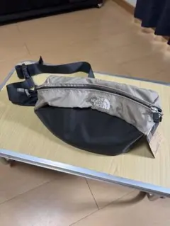 THE NORTH FACE ボディバッグ 21FW スウィープ・FR 4L