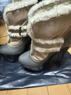 DSQUARED2 ボアブーツ