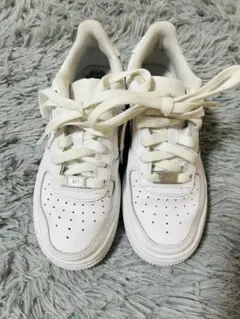 Nike Air Force 1 ホワイトシューズ　キッズ　スニーカー