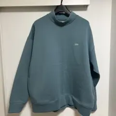 【Lee】リー モックネック ミニロゴ刺繍スウェット