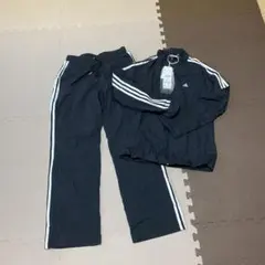 新品タグ付き！adidasジャージ上下セット