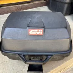 GIVI MONOLOCK リアボックス 本体　鍵なしのサムネイル