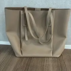 ZARA フェイクレザートートバッグ ベージュのサムネイル
