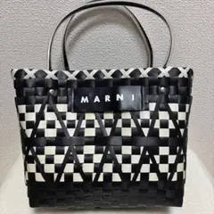 新品未使用】MARNI MARKET STENCIL BAG ブラック - メルカリ