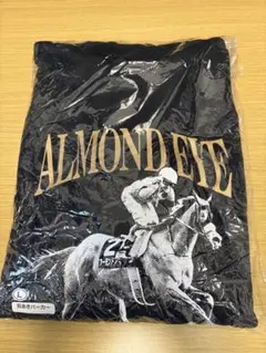 【アーモンドアイ】希少品 新品 未開封 パーカー 競馬 ウマ娘 ジャケットのサムネイル