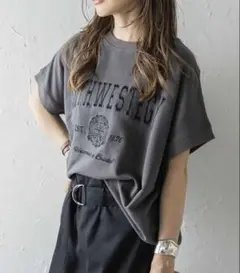 新品／BONJOUR SAGAN カレッジ刺繍ピグメントスウェットTシャツ／半袖のサムネイル