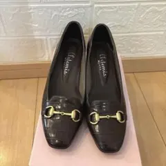 ダイアナ　DIANA