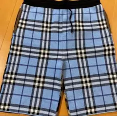 美品！バーバリーチルドレン　ニットパンツ　サイズ14Y