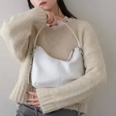 Item thumbnail for item 0f25e627-7357-4780-adc8-60efbc54e238