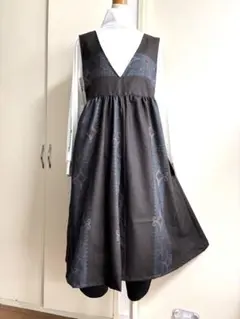 No.479着物リメイク　大島紬　焦茶　ふんわりVネックジャンパースカート　正絹