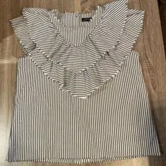 ZARA WOMAN ストライプフリルシャツ 半袖