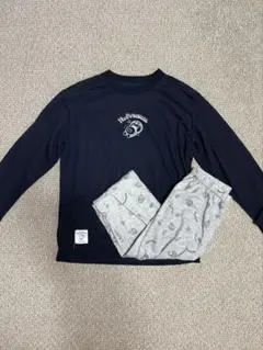 ネイビー長袖Tシャツとドラえもん柄パンツ上下セット