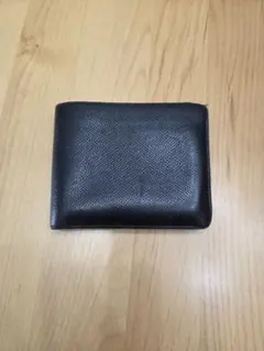 カミーユフォルネ　二つ折り財布のサムネイル