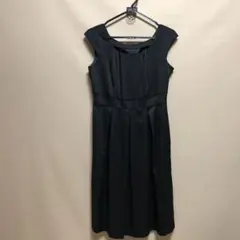 ブラック　フォーマルワンピース　ノースリーブ