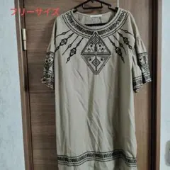 刺繍入りベージュチュニック フリーサイズ