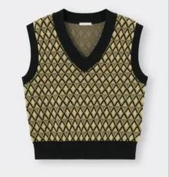 GU ジャカードベスト(ダイヤ)