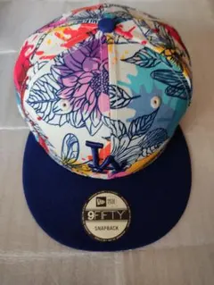 New Era 9FIFTY LA キャップ 花柄 スナップバックのサムネイル