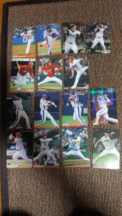 プロ野球 カルビー トレーディングカード 12枚セット