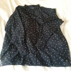 ブラック×ホワイト ドット柄 長袖シャツ