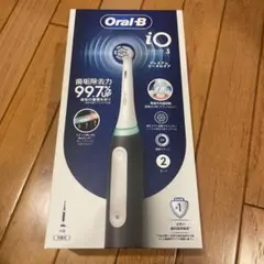 Oral-B iO Series 3 電動歯ブラシ 替えブラシ1本付きのサムネイル