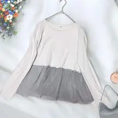 《chambre》 長袖シャツ カットソー ライトグレー パターン切替 フレア裾のサムネイル