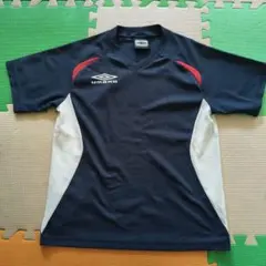 UMBRO ネイビー Vネック シャツ 140