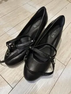 IMGN ブラック ストラップ付き　パンプス　就活　新品　美品　24.5