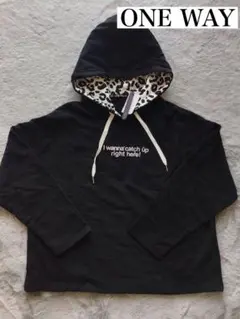 ワンウェイ　oneway　フード付きパーカー