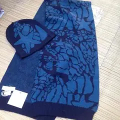 未使用☆ニットビーニー&ニットマフラーセット