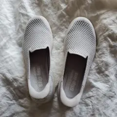 スケッチャーズ　スリップインズ　ライトグレー　スニーカー　24cm