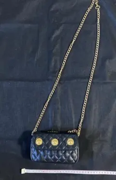 ブラック キルティング ショルダーバッグ