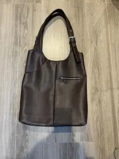 ダークブラウン トートバッグ ジッパーポケット付き　アンノイ　シボ革