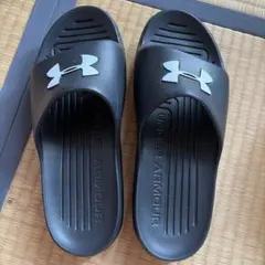 UNDER ARMOUR シャワーサンダル ブラックのサムネイル