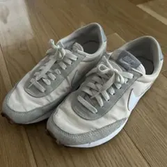 NIKE デイブレイク 23.5cm CK2351-101