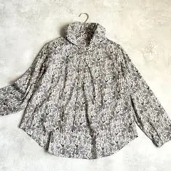 ☆極美品☆リバティプリント　植物柄　シェルボタン　日本製　パルティクラール