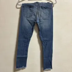 Item thumbnail for item 58792371-2735-48b2-815e-8c594723f24d