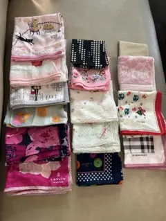 ブランドハンカチ まとめ売り 15枚セットのサムネイル