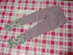 小さめ130ｃｍ　新品レギンス　ラベンダー色×花柄　120相当