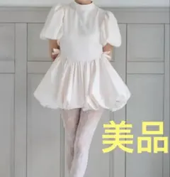 トリートユアセルフ サテンバルーンペプラムミニワンピース ピンク